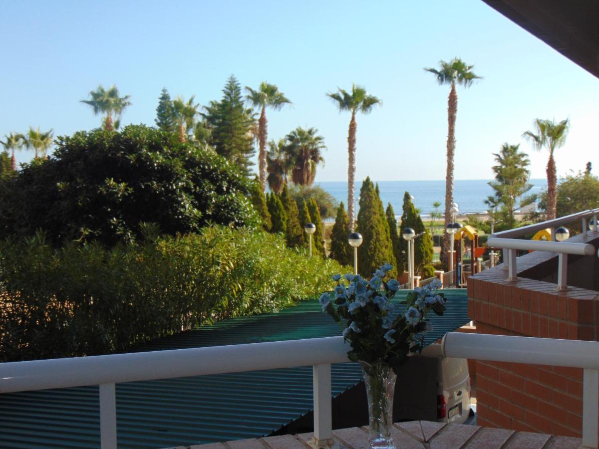 Apartamentos Varios Con 2 Dorm En Marina Dor , La Playa De Amplaries 47 , Vista Lateral Al Mar أوروبيسا ذيل مار المظهر الخارجي الصورة