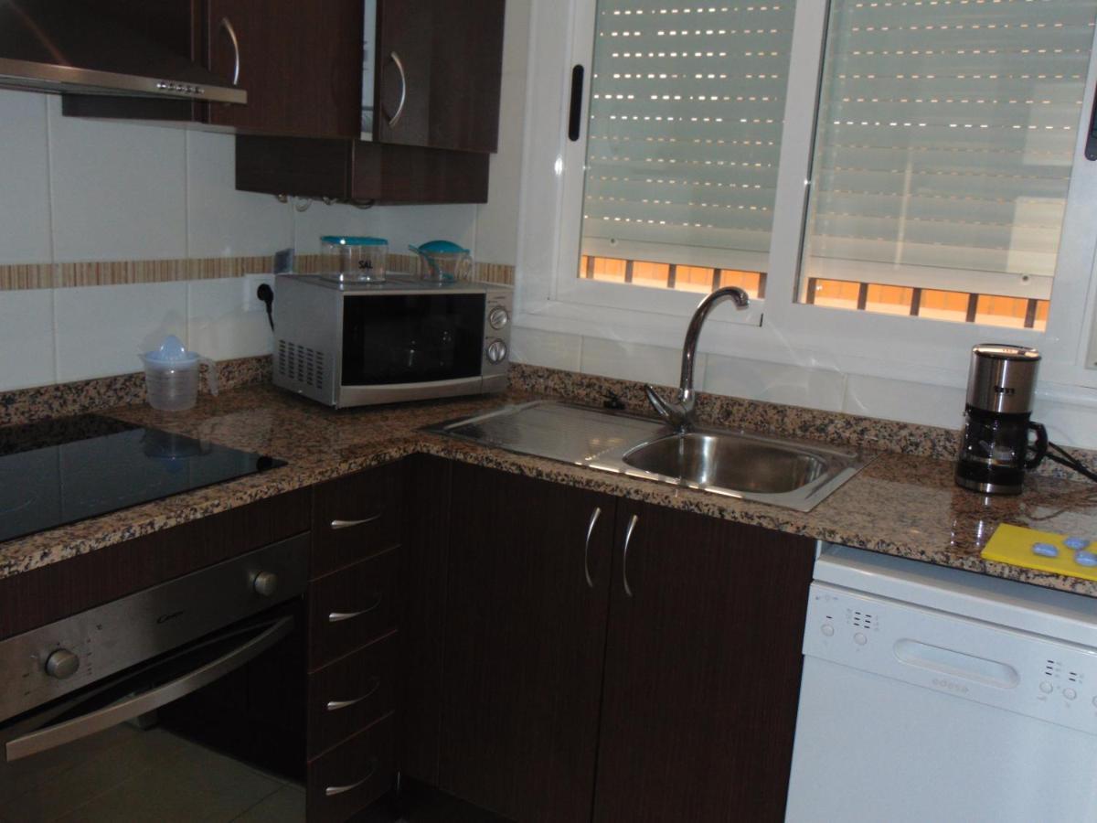 Apartamentos Varios Con 2 Dorm En Marina Dor , La Playa De Amplaries 47 , Vista Lateral Al Mar أوروبيسا ذيل مار المظهر الخارجي الصورة