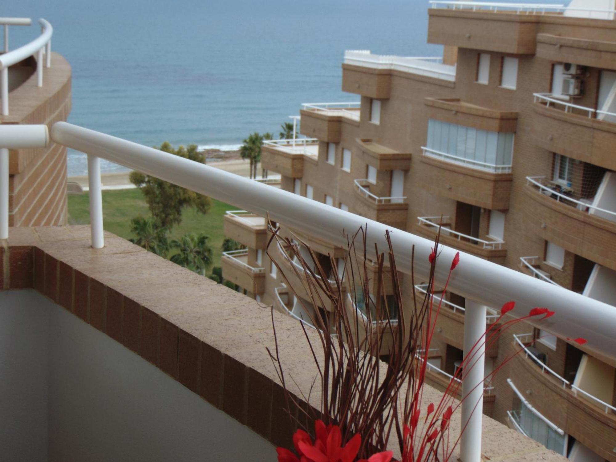 Apartamentos Varios Con 2 Dorm En Marina Dor , La Playa De Amplaries 47 , Vista Lateral Al Mar أوروبيسا ذيل مار الغرفة الصورة