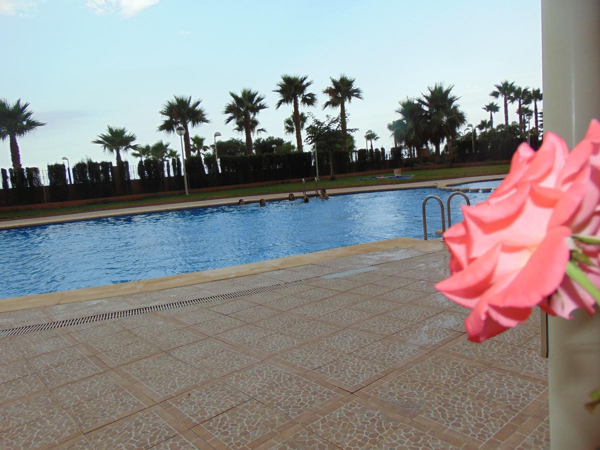 Apartamentos Varios Con 2 Dorm En Marina Dor , La Playa De Amplaries 47 , Vista Lateral Al Mar أوروبيسا ذيل مار المظهر الخارجي الصورة