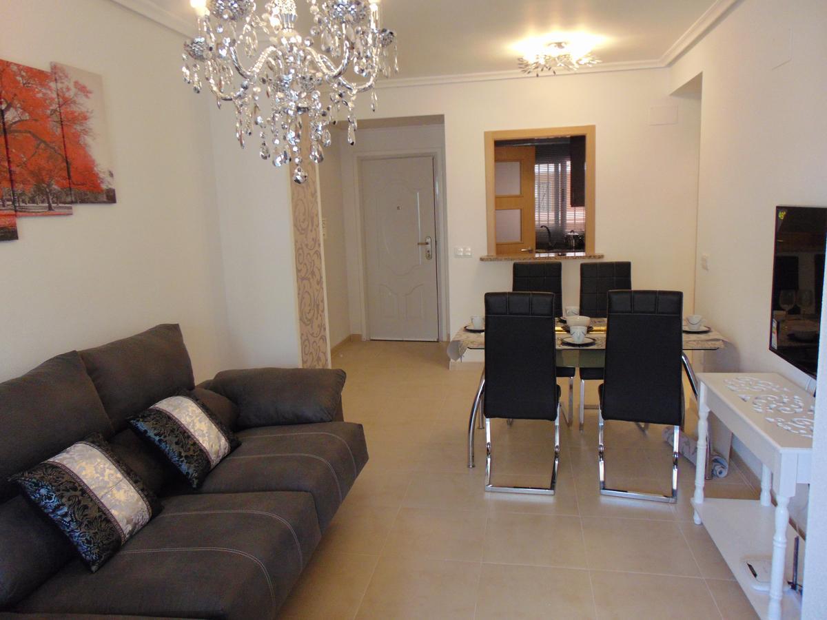 Apartamentos Varios Con 2 Dorm En Marina Dor , La Playa De Amplaries 47 , Vista Lateral Al Mar أوروبيسا ذيل مار المظهر الخارجي الصورة