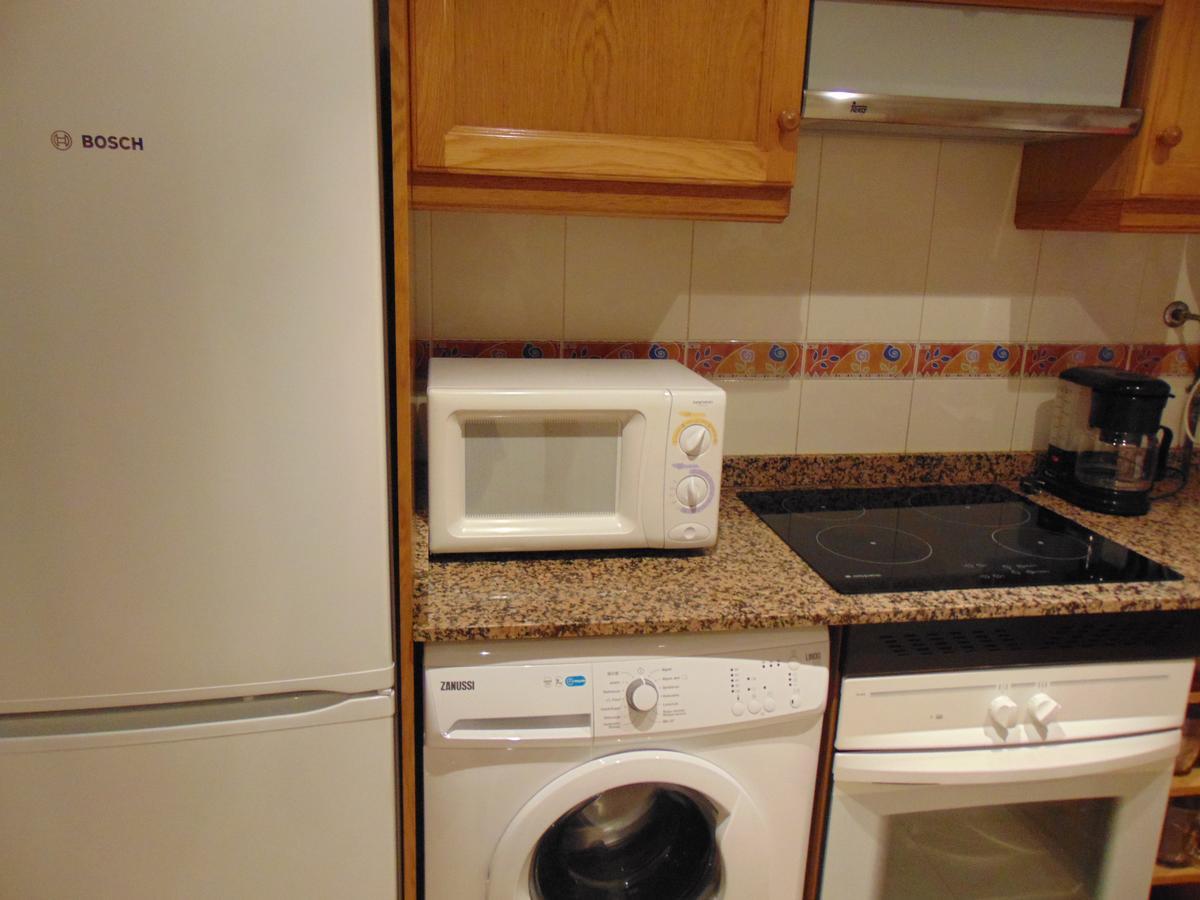 Apartamentos Varios Con 2 Dorm En Marina Dor , La Playa De Amplaries 47 , Vista Lateral Al Mar أوروبيسا ذيل مار المظهر الخارجي الصورة