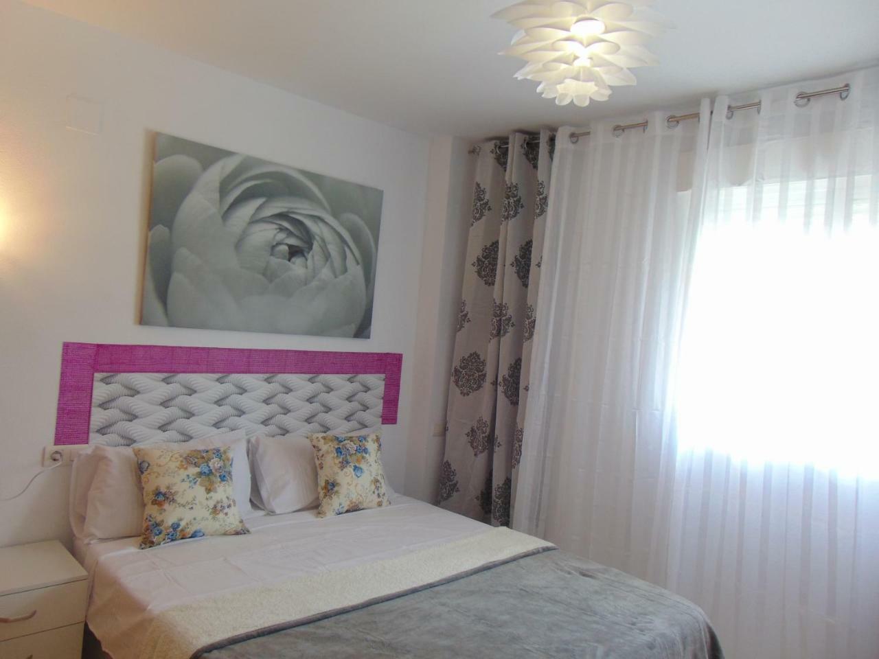 Apartamentos Varios Con 2 Dorm En Marina Dor , La Playa De Amplaries 47 , Vista Lateral Al Mar أوروبيسا ذيل مار المظهر الخارجي الصورة