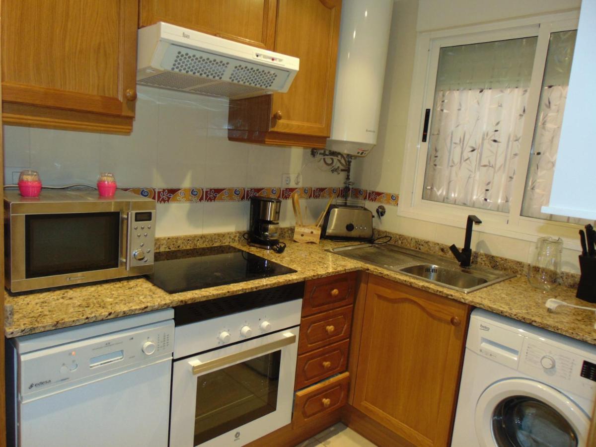 Apartamentos Varios Con 2 Dorm En Marina Dor , La Playa De Amplaries 47 , Vista Lateral Al Mar أوروبيسا ذيل مار المظهر الخارجي الصورة